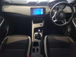 Nissan Magnite 1.0 Acenta AMT - Image 7
