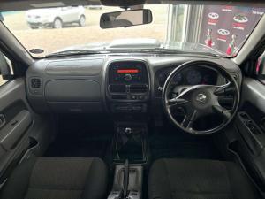 Nissan Hardbody NP300 2.5 TDi HI-RIDERD/C - Image 10