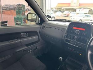 Nissan Hardbody NP300 2.5 TDi HI-RIDERD/C - Image 14