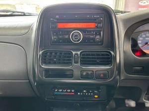 Nissan Hardbody NP300 2.5 TDi HI-RIDERD/C - Image 15