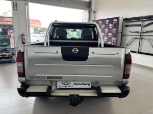 Nissan Hardbody NP300 2.5 TDi HI-RIDERD/C - Image 4