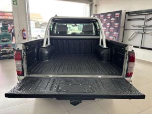 Nissan Hardbody NP300 2.5 TDi HI-RIDERD/C - Image 8