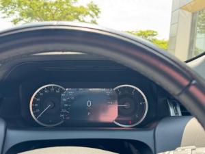 Land Rover Discovery Sport D200 R-Dynamic HSE - Image 9
