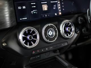 GWM Tank 300 2.0T HEV Super Luxury 4WD