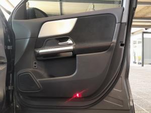 Mercedes-Benz GLA GLA200d Progressive - Image 9