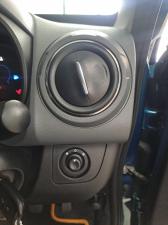 Renault Kwid 1.0 Techno manual - Image 11