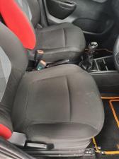 Renault Kwid 1.0 Techno manual - Image 12