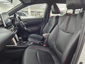 Toyota Corolla Cross 1.8 HEV XS - Image 16