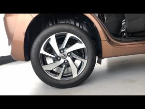 Toyota Starlet 1.5 XR manual - Image 20