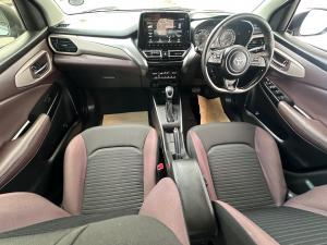 Toyota Starlet Cross 1.5 XR auto - Image 6