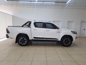 Toyota Hilux 2.8GD-6 double cab 4x4 Legend 50 - Image 3