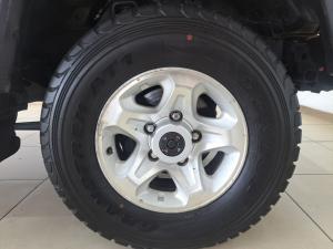 Toyota Land Cruiser 79 4.5D-4D LX V8 single cab - Image 9