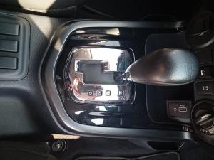 Nissan Navara 2.5DDTi double cab Pro-4X 4x4 - Image 13