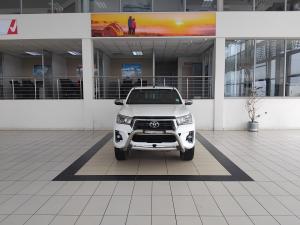 Toyota Hilux 2.8GD-6 Xtra cab 4x4 Legend 50 auto - Image 4