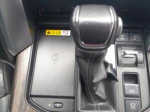 Toyota Land Cruiser 300 3.5T ZX - Image 12