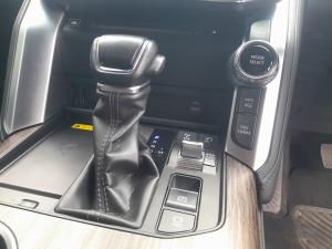 Toyota Land Cruiser 300 3.5T ZX - Image 13