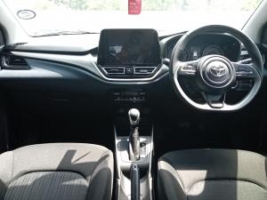 Toyota Starlet 1.5 XR auto - Image 6