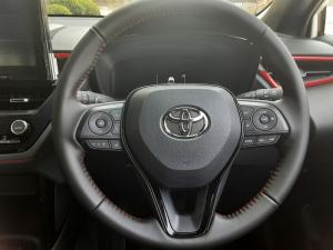 Toyota Corolla Cross 1.8 GR-S Hybrid - Image 8