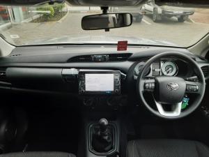 Toyota Hilux 2.4 GD-6 RB RaiderD/C - Image 6