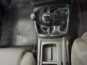 Toyota Hilux 3.0 D-4D Raider 4X4D/C - Image 9