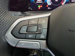 Volkswagen Golf 1.4 TSI R-LINE + Tiptronic - Image 10