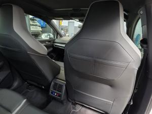 Volkswagen Golf 1.4 TSI R-LINE + Tiptronic - Image 15