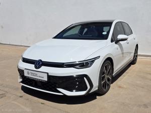 Volkswagen Golf 1.4 TSI R-LINE + Tiptronic - Image 3