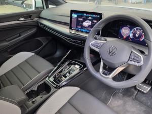 Volkswagen Golf 1.4 TSI R-LINE + Tiptronic - Image 4