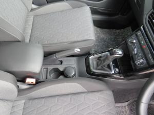 Volkswagen T-CROSS 1.0 TSI Life DSG - Image 16