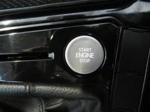 Volkswagen Polo 1.6 Life - Image 12