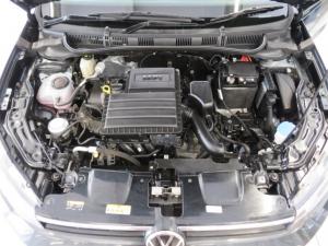 Volkswagen Polo 1.6 Life - Image 18