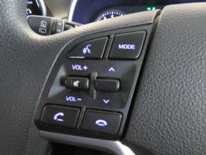 Hyundai Tucson 2.0 Premium automatic - Image 13