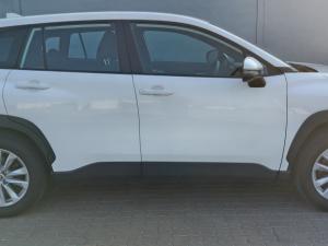 Toyota Corolla Cross 1.8 XI - Image 3