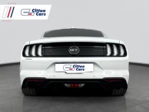 Ford Mustang 5.0 GT automatic - Image 6