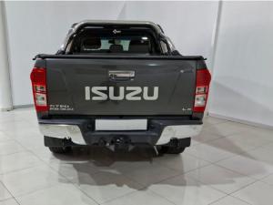 Isuzu KB 300D-Teq double cab LX auto - Image 4