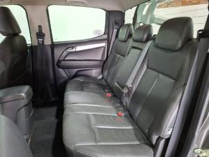 Isuzu KB 300D-Teq double cab LX auto - Image 7
