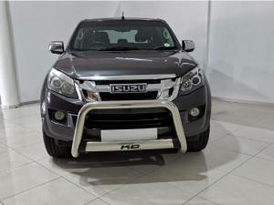 Isuzu KB 300D-Teq double cab LX auto - Image 9