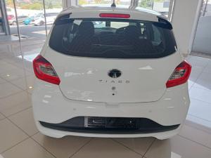 Tata Tiago 1.2 XT manual - Image 4