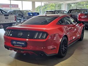 Ford Mustang 5.0 GT fastback - Image 4