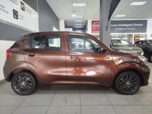 Toyota Vitz 1.0 XR manual - Image 2