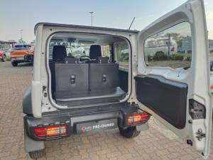 Suzuki Jimny 1.5 GLX AllGrip 3-door manual - Image 11