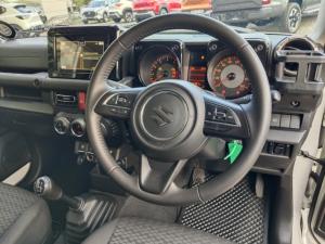 Suzuki Jimny 1.5 GLX AllGrip 3-door manual - Image 8