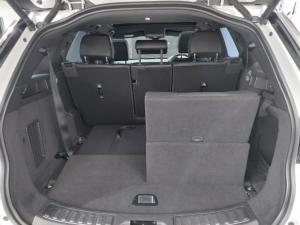Land Rover Discovery Sport D200 R-Dynamic SE - Image 6