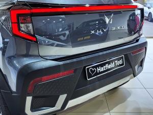 Mahindra XUV 3XO 1.2T AX7L - Image 11