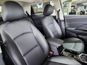 Mahindra XUV 3XO 1.2T AX7L - Image 19