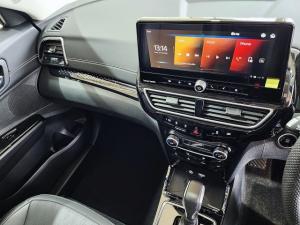 Mahindra XUV 3XO 1.2T AX7L - Image 21