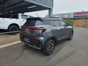 Mahindra XUV 3XO 1.2T AX7L - Image 2