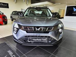 Mahindra XUV 3XO 1.2T AX7L - Image 4