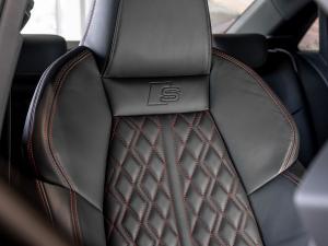 Audi S3 sedan quattro Black Edition - Image 19