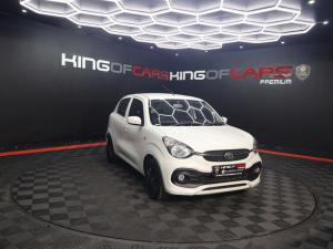 Toyota Vitz 1.0 XR manual - Image 1
